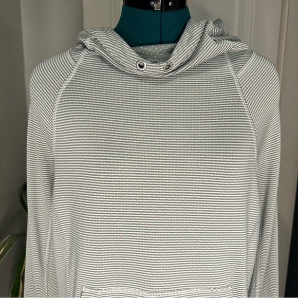 Athleta Pullover Women's Small Gray White Striped Hoodie Long Sleeve - Picture 2 of 12
